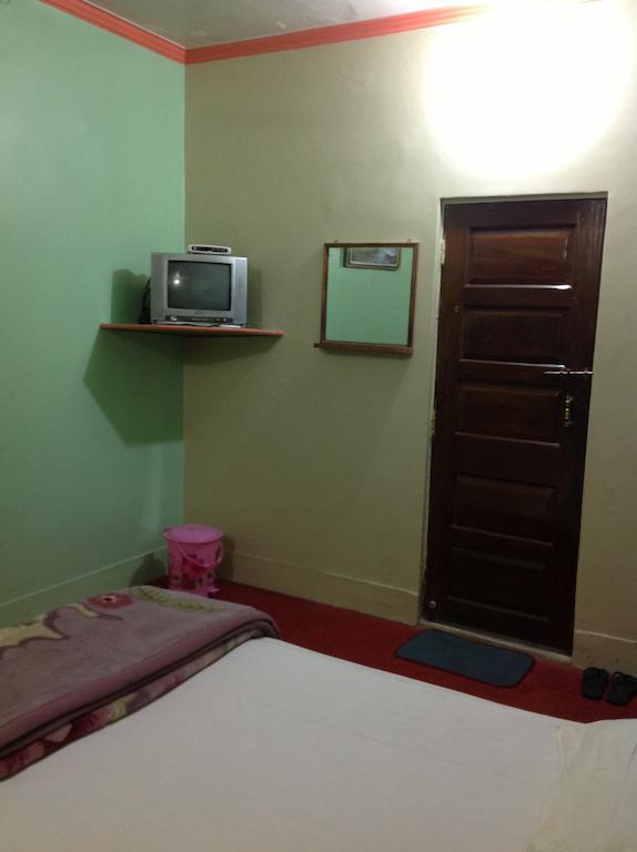 ורנאסי Hotel Sandeep מראה חיצוני תמונה